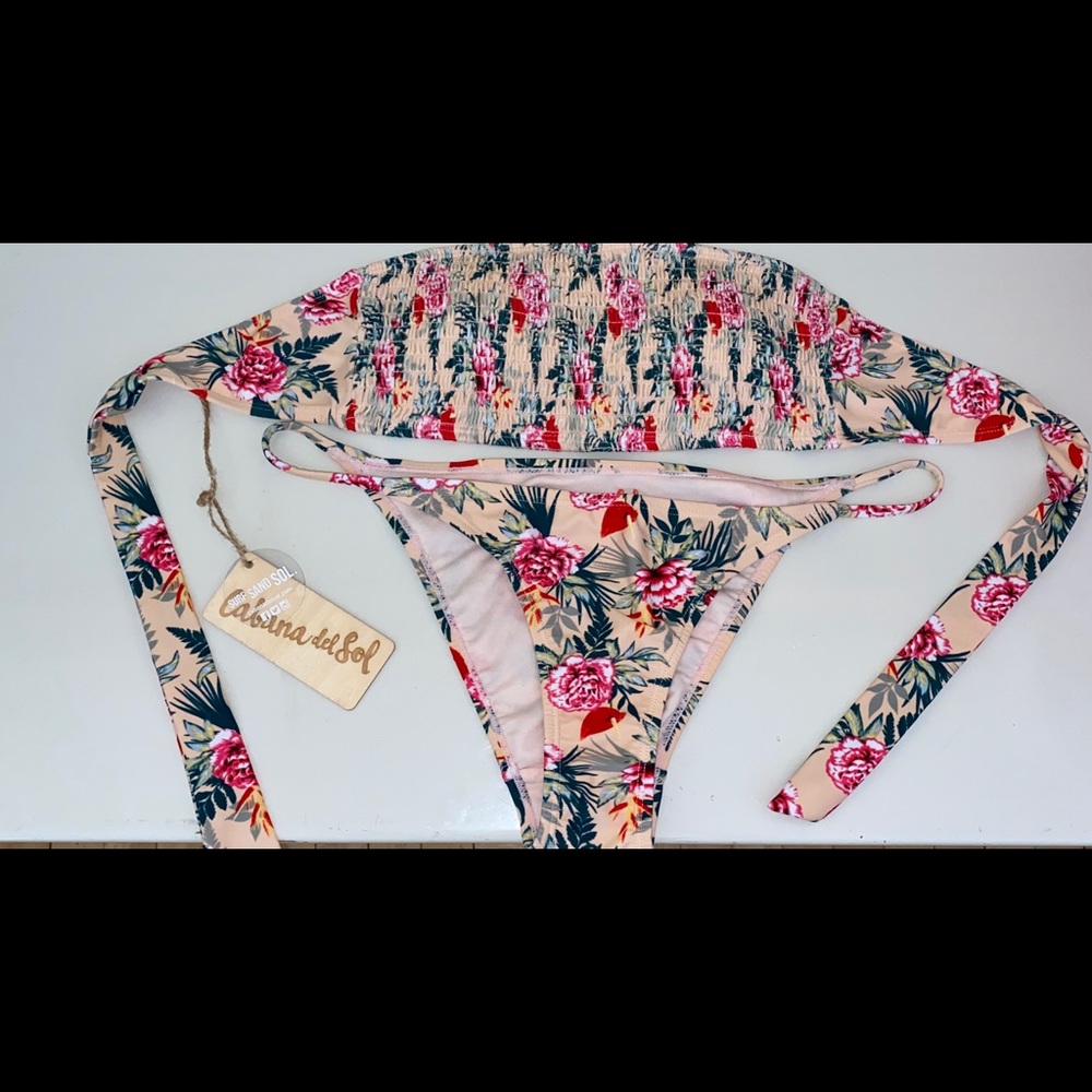 Cabana Del Sol floral swim NWT
